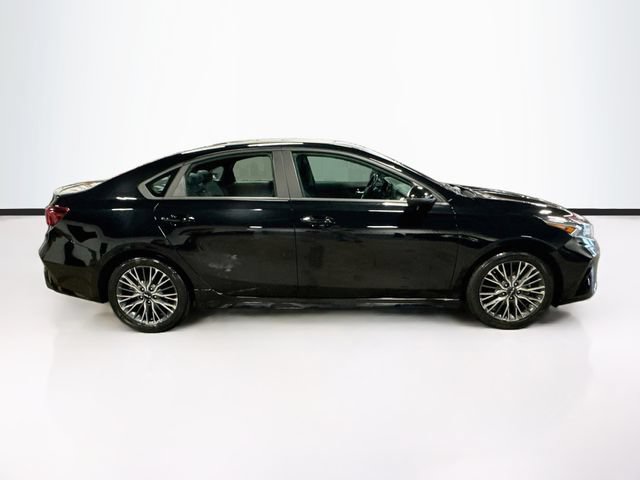 Used 2023 Kia Forte GT-Line w/ GT-Line Premium Package FWD image 8