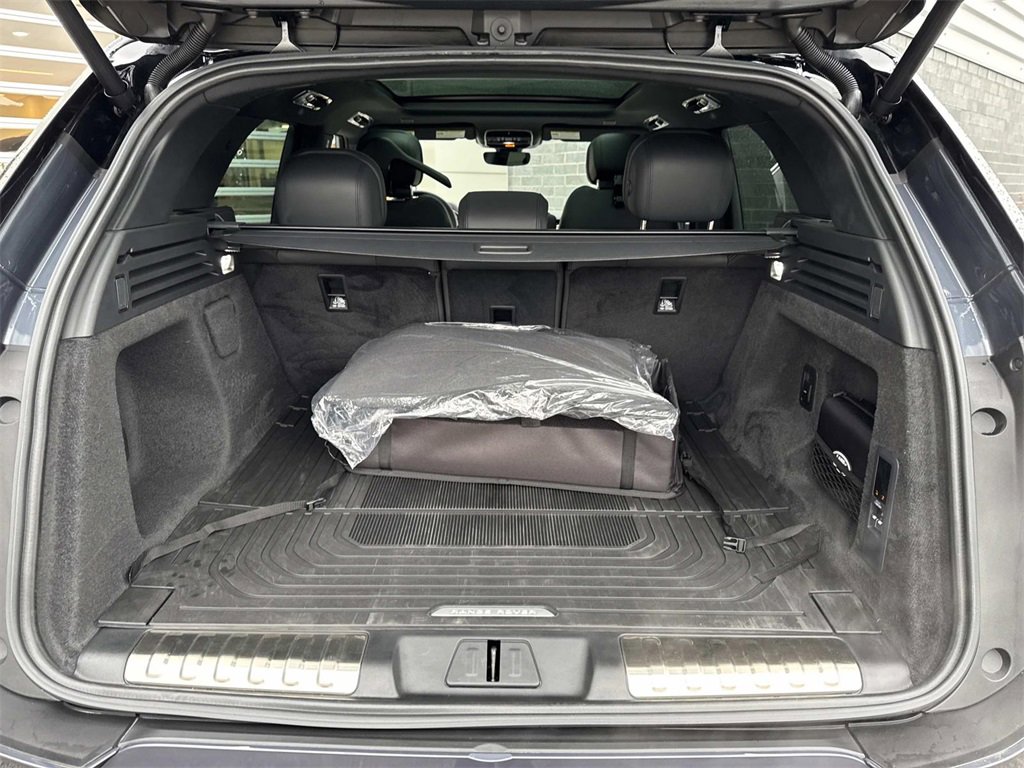 Used 2025 Land Rover Range Rover Sport Dynamic SE image 6