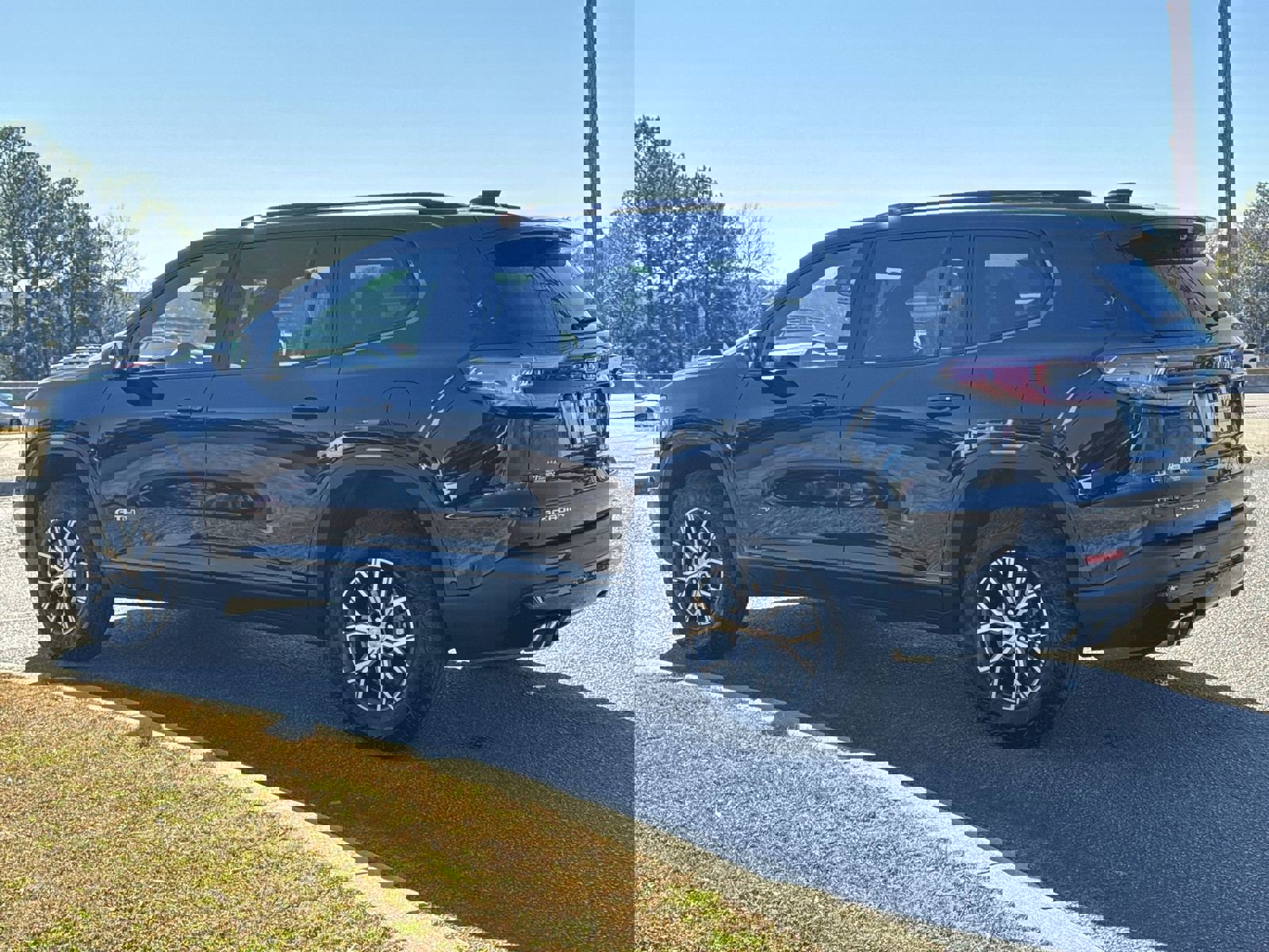 Used 2026 GMC Acadia AT4 w/ Super Cruise Package image 8