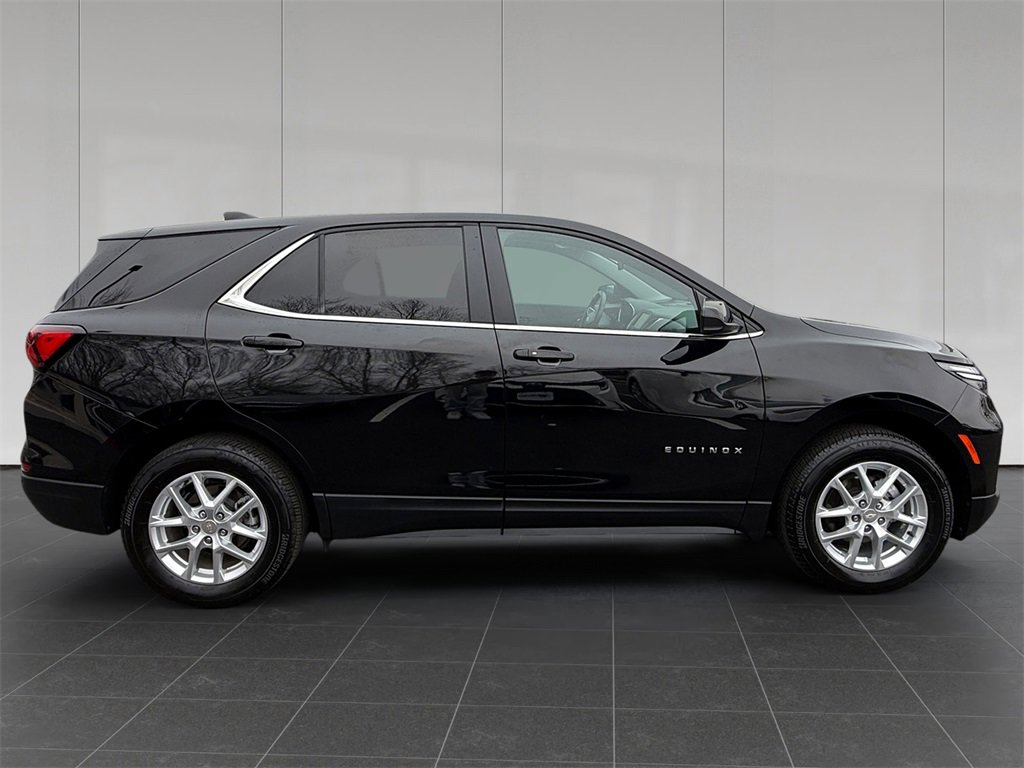 Used 2024 Chevrolet Equinox LT image 6