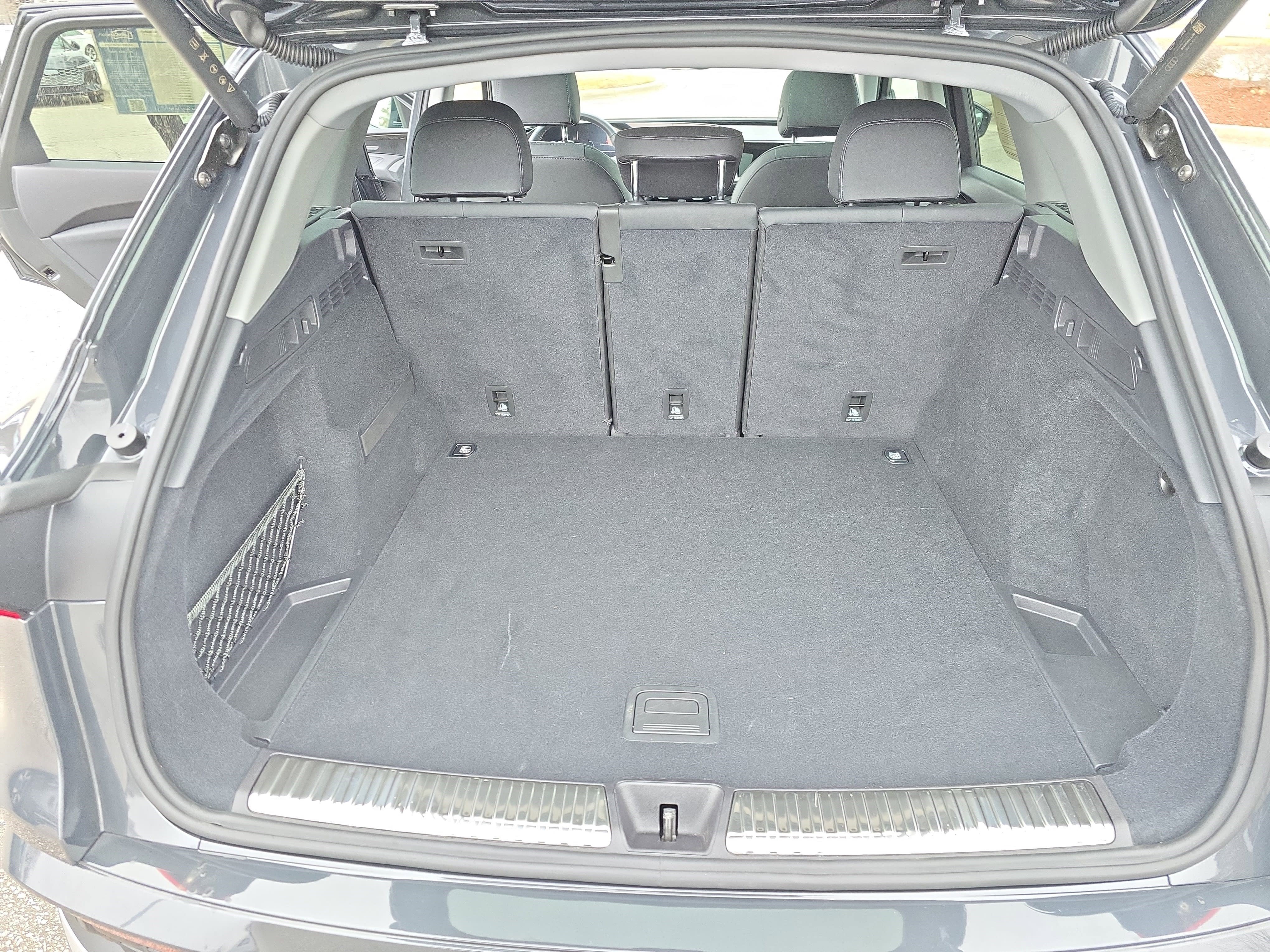 Certified 2025 Audi Q5 Premium Plus w/ Premium Plus image 12