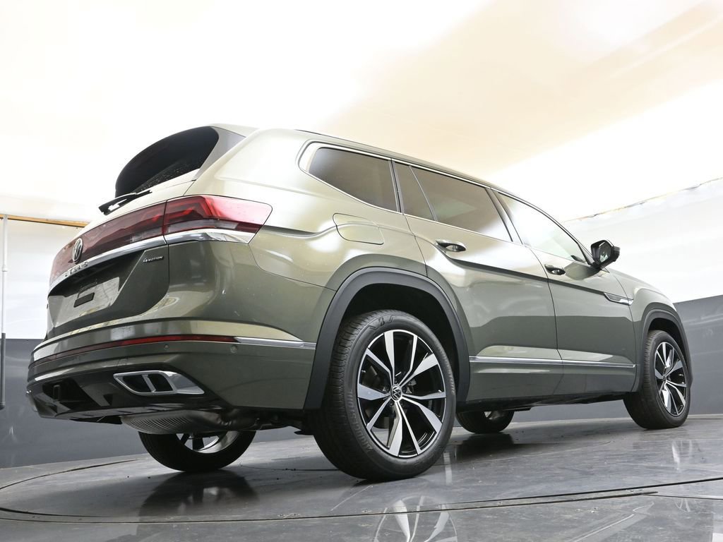 Used 2025 Volkswagen Atlas SEL Premium R-Line image 43