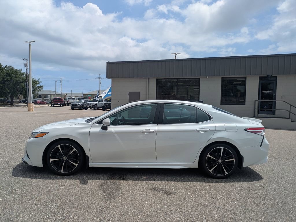 Used 2020 Toyota Camry XSE AWD/4WD image 9