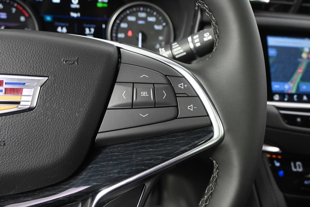 New 2026 Cadillac XT5 Premium Luxury w/ Driver Assist Package AWD/4WD image 33