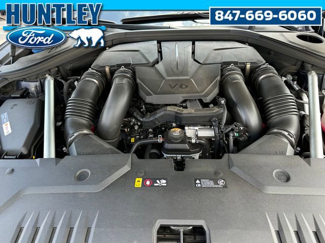 Used 2024 Genesis GV70 3.5T Sport w/ Sport Prestige Package image 9