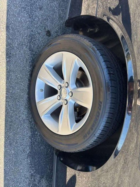 Used 2023 Dodge Challenger SXT image 13