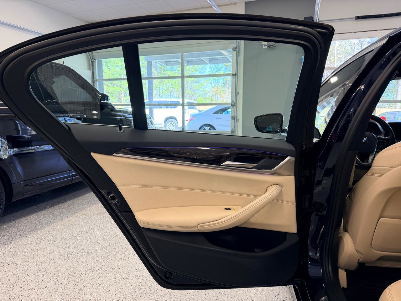 Used 2019 BMW 530i w/ Convenience Package RWD image 23