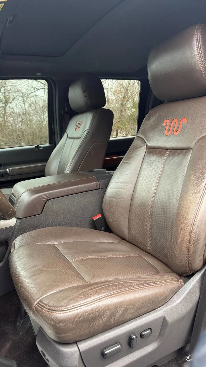 Used 2015 Ford F250 King Ranch w/ King Ranch w/Chrome Package image 16
