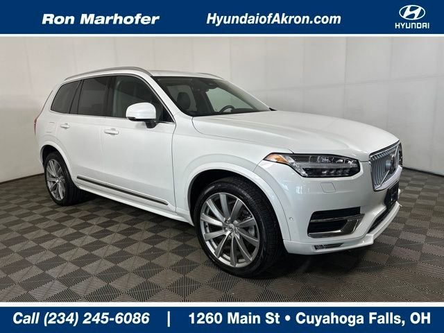Used 2023 Volvo XC90 B6 Plus image 1