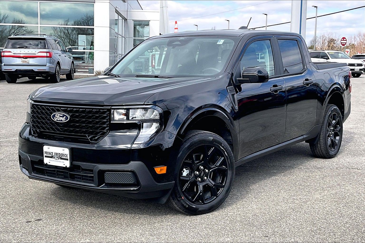 New 2026 Ford Maverick XLT w/ Black Appearance Package AWD/4WD image 2