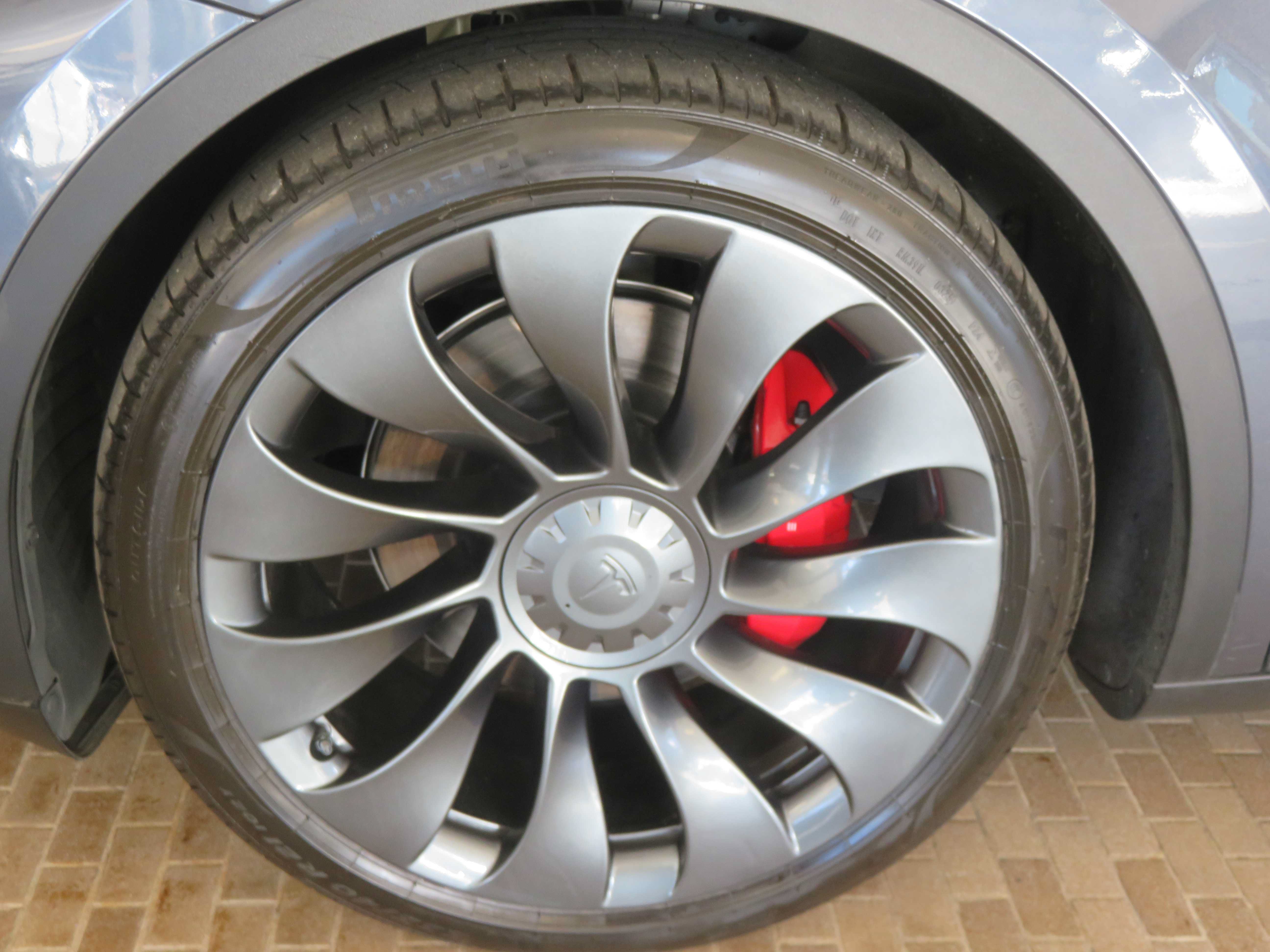 Used 2022 Tesla Model Y Performance AWD/4WD image 7