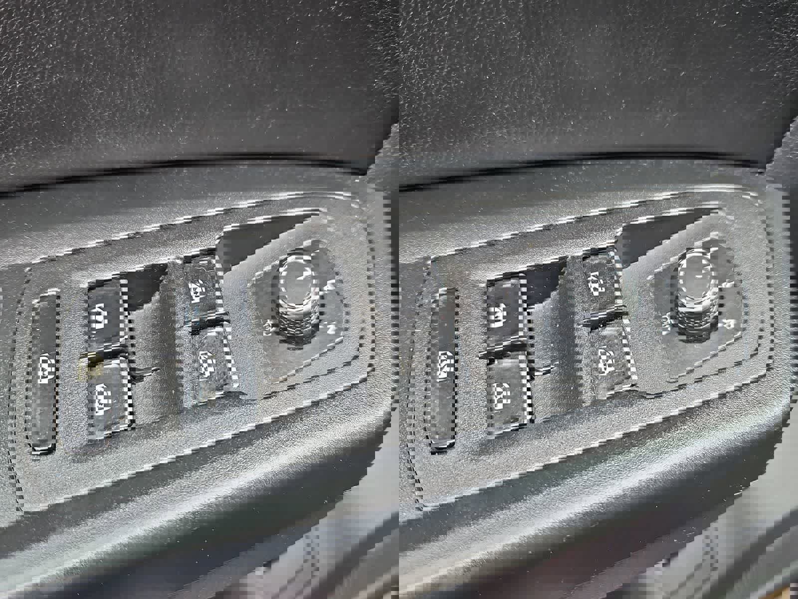 Used 2018 Volkswagen Atlas SE image 17