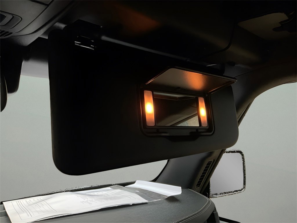 Used 2025 Ford Bronco Badlands image 30