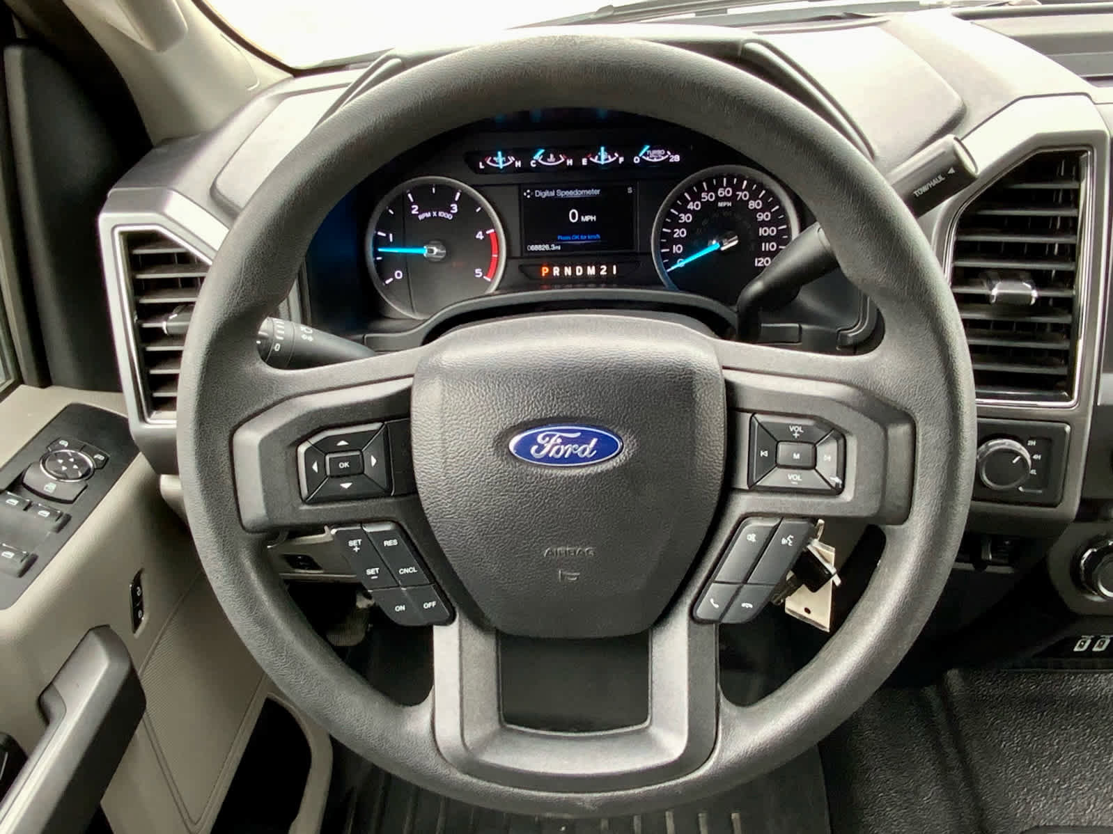 Used 2019 Ford F350 XLT w/ XLT Value Package image 40