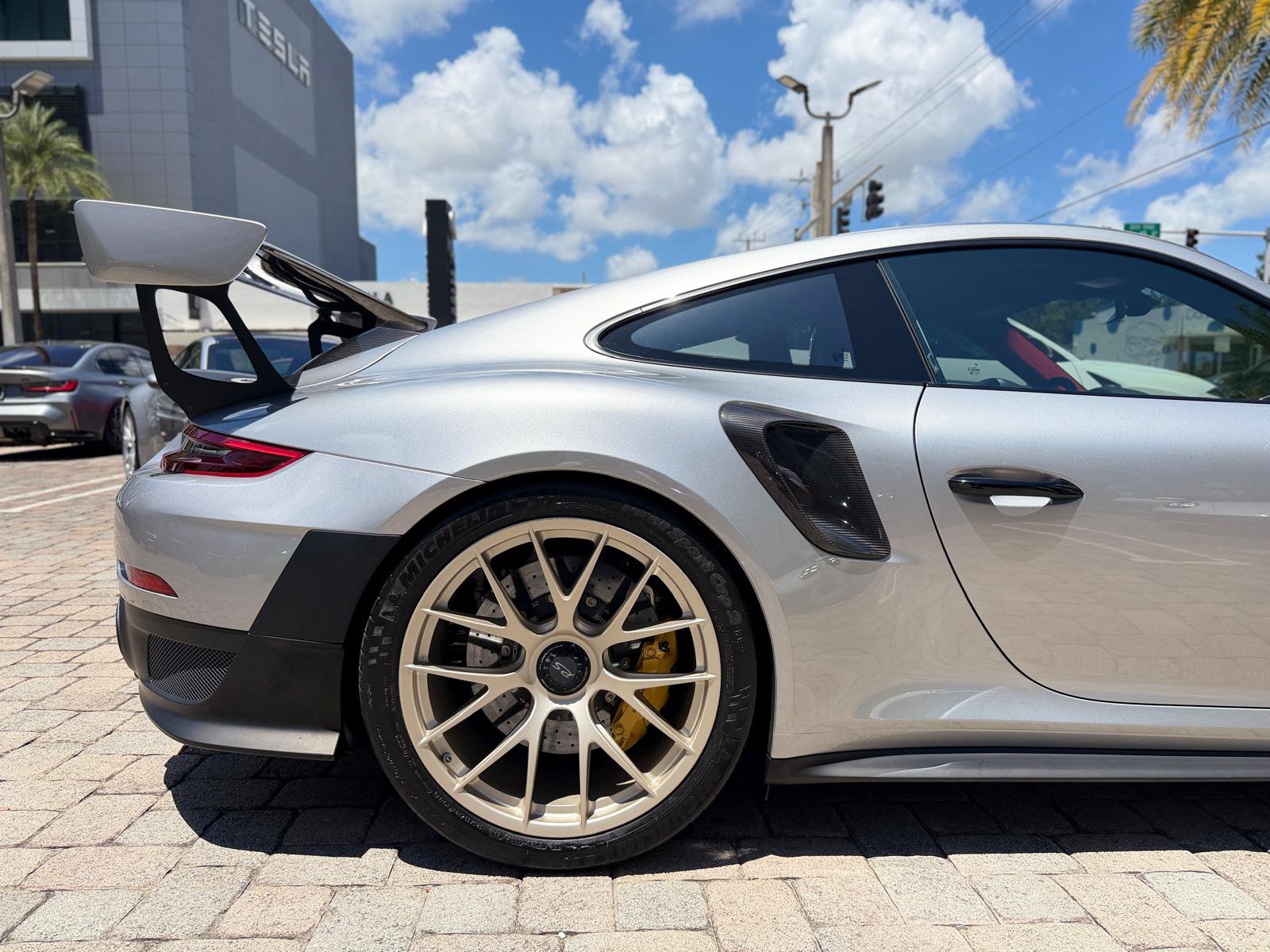 Used 2018 Porsche 911 GT2 RS RWD image 34