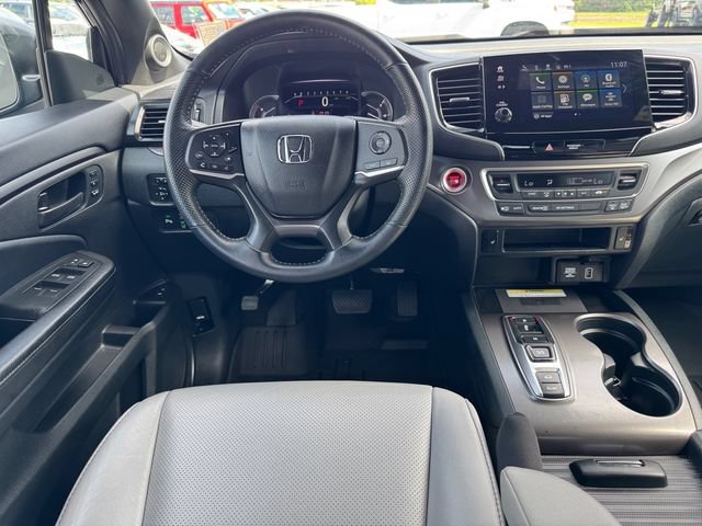 Used 2023 Honda Passport EX-L image 10