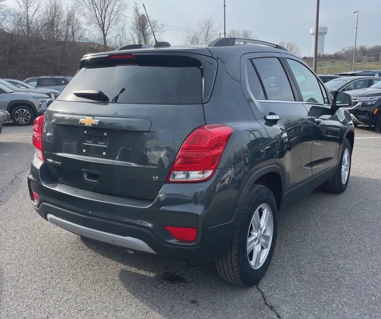 Used 2018 Chevrolet Trax LT w/ LT Convenience Package image 3