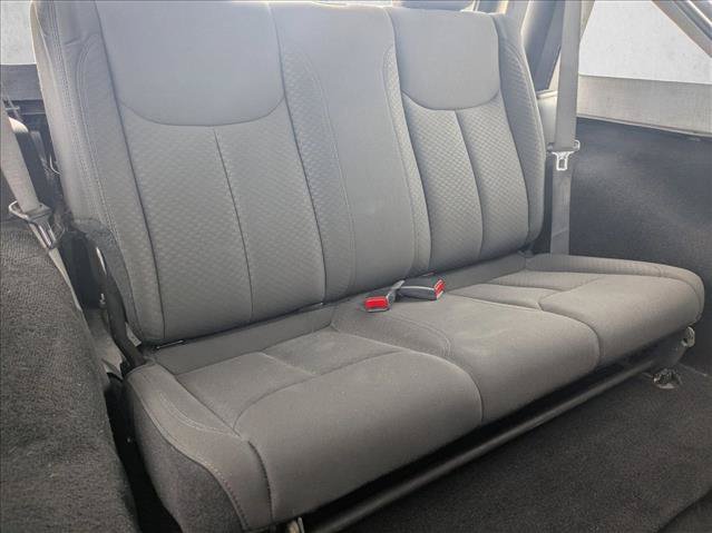 Used 2017 Jeep Wrangler Sport w/ Connectivity Group AWD/4WD image 18