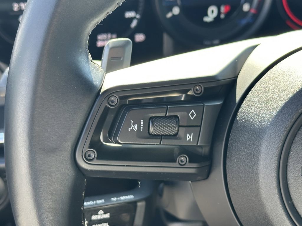 Used 2022 Porsche 911 Carrera image 21