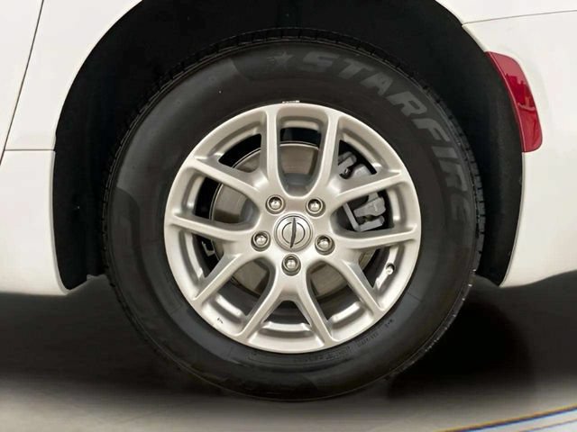 Used 2025 Chrysler Pacifica Select FWD image 99