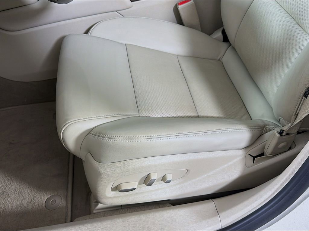 Used 2016 Cadillac XTS Luxury FWD image 23