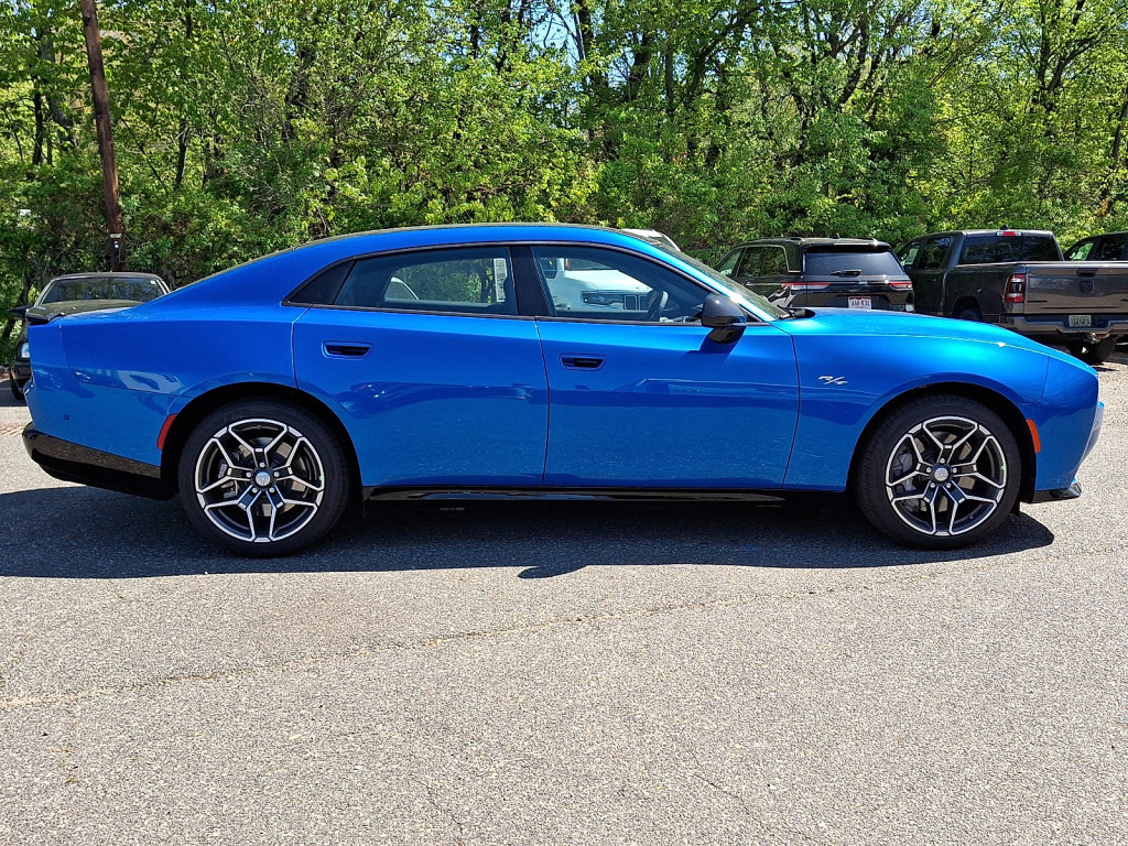 New 2026 Dodge Charger R/T AWD/4WD image 4