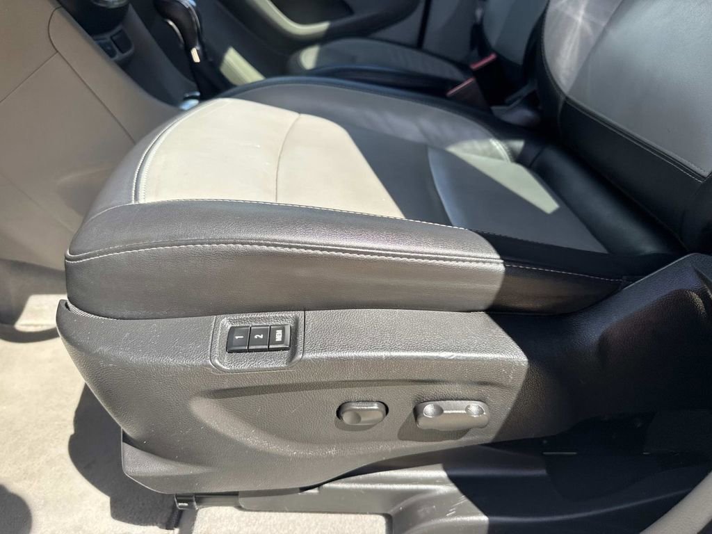 Used 2015 Buick Encore Premium w/ Experience Buick Package image 18