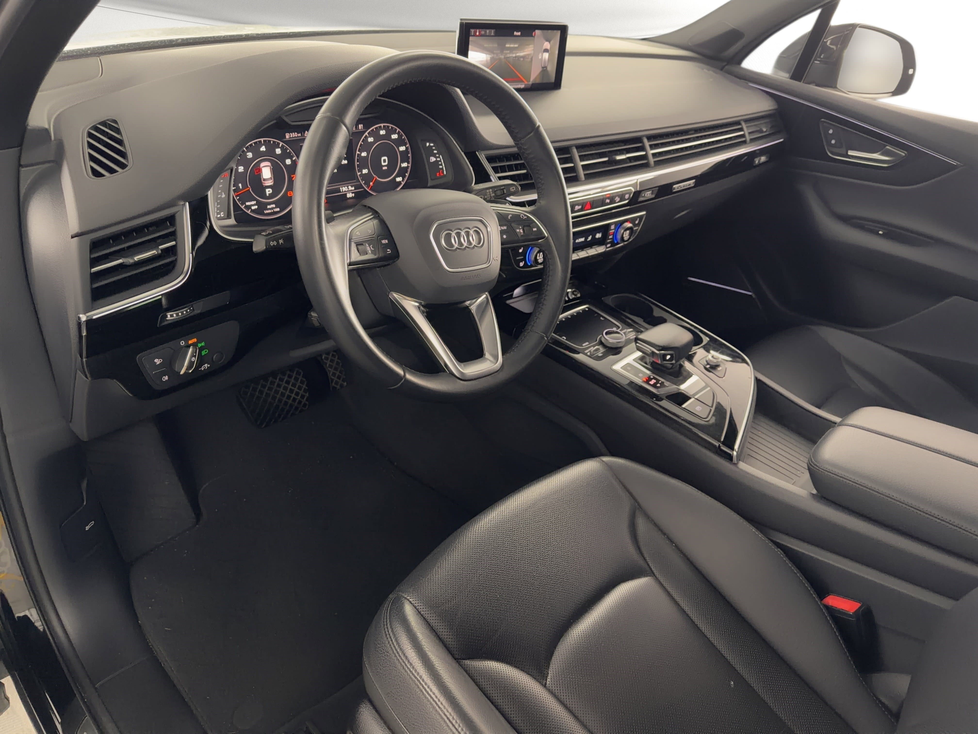 Used 2019 Audi Q7 3.0T Premium Plus w/ Premium Plus Package AWD/4WD image 4