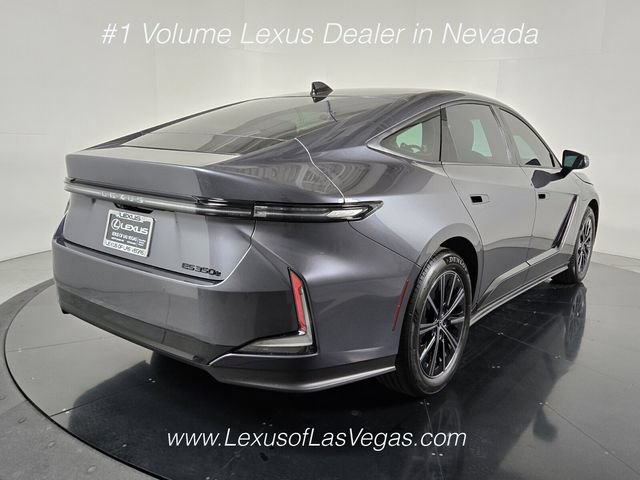 New 2026 Lexus ES 350e FWD image 4