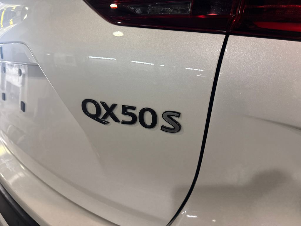 Used 2023 INFINITI QX50 Sport image 10