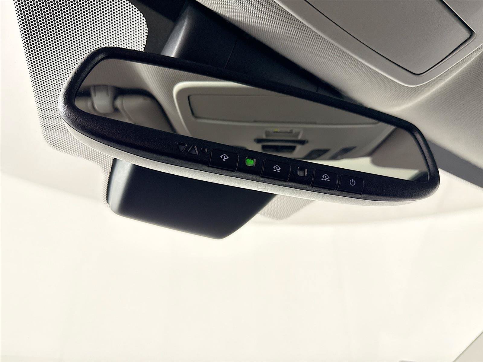 Certified 2026 Toyota Sienna XLE FWD image 23
