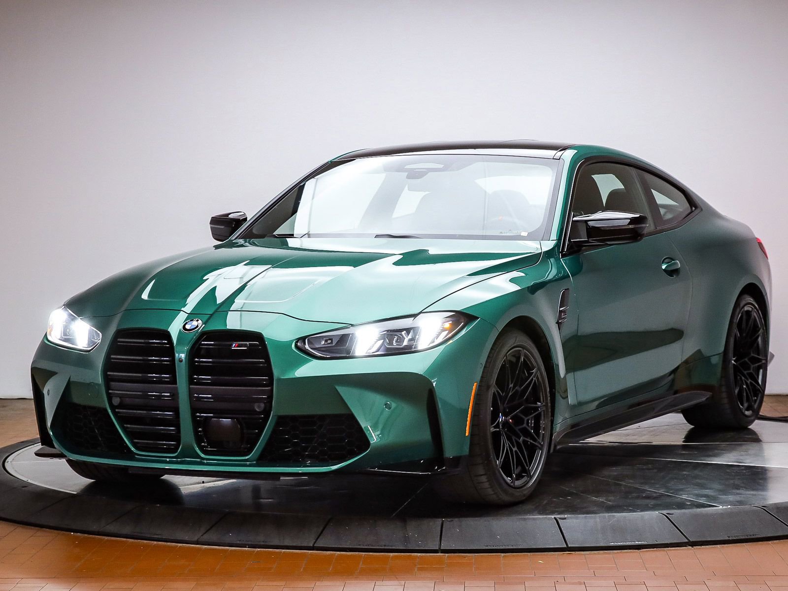 Used 2026 BMW M4 Competition RWD image 1