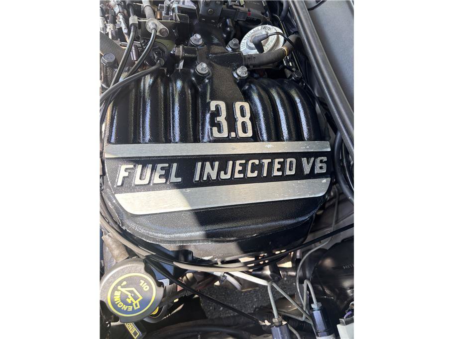 Used 1990 Ford Thunderbird LX RWD image 13