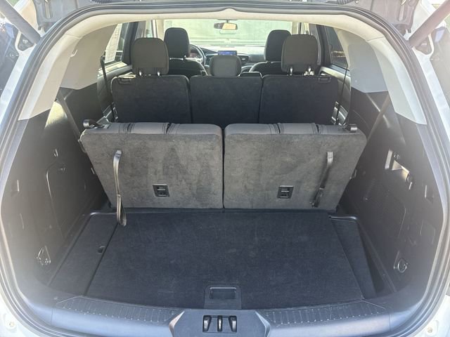 Used 2020 Ford Explorer XLT image 23