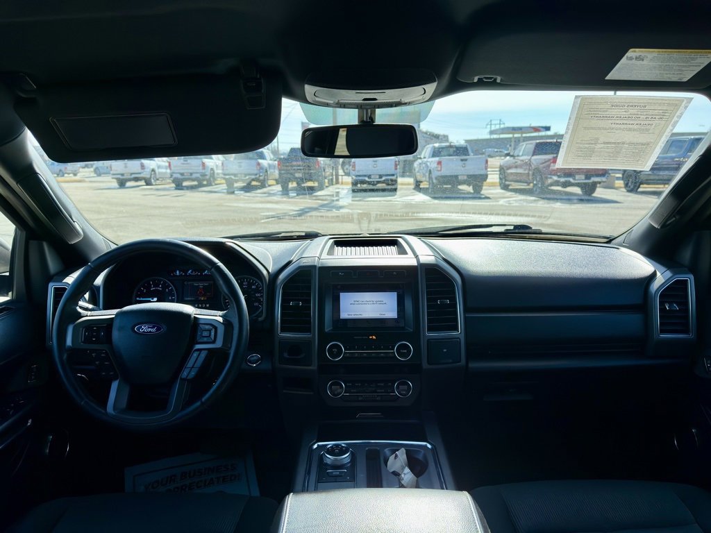 Used 2019 Ford Expedition XLT image 17