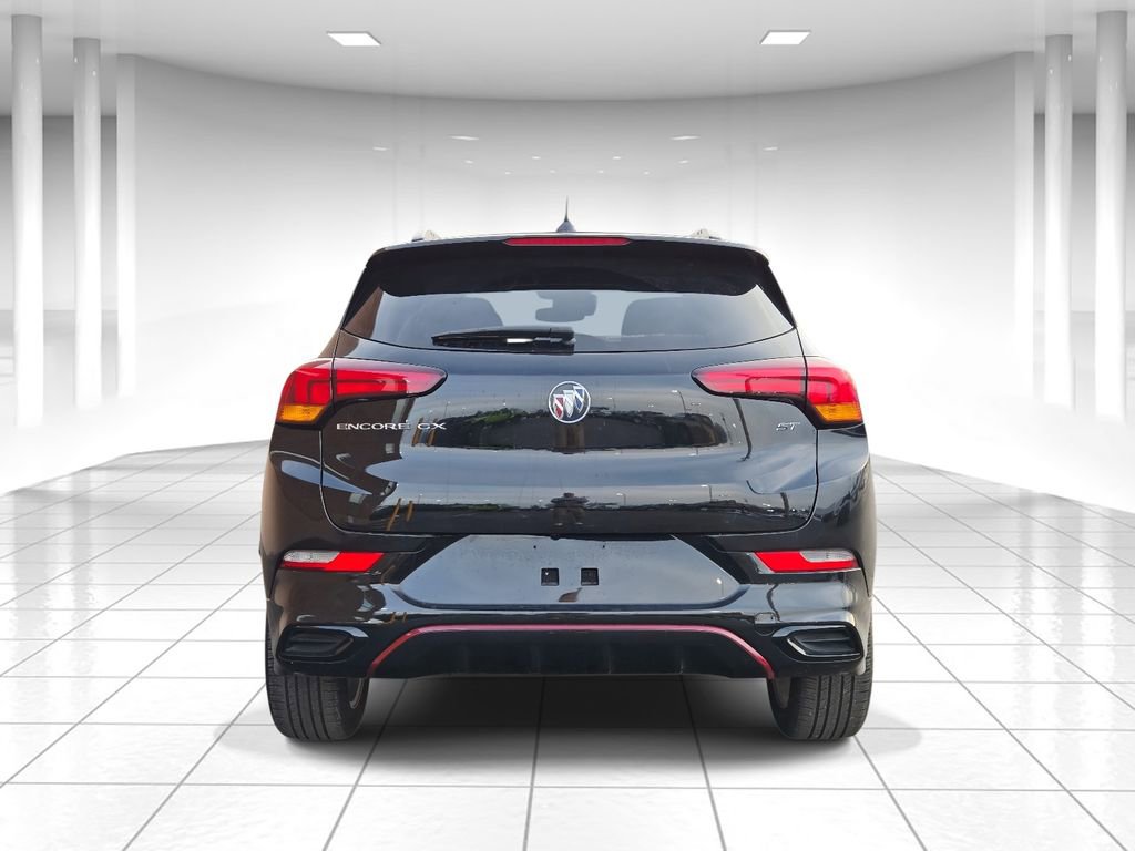 Used 2022 Buick Encore GX Select w/ Sport Touring Package image 4