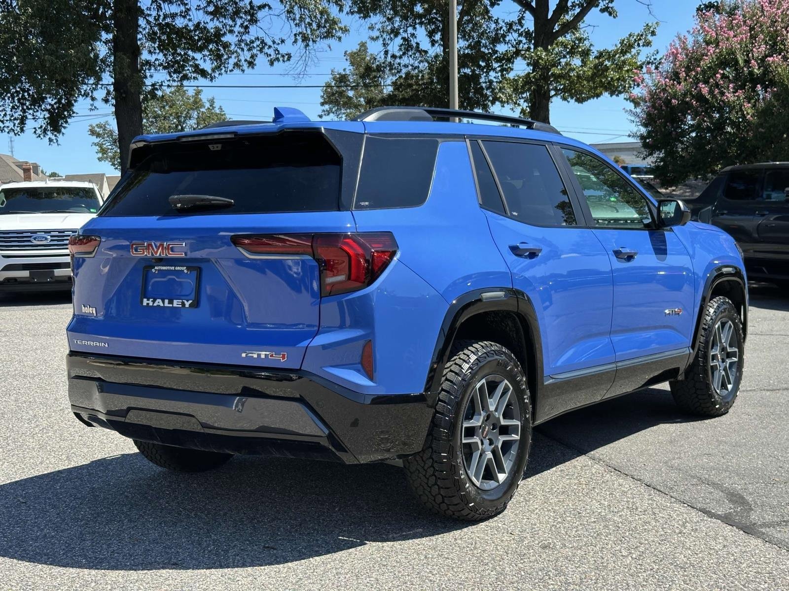 New 2026 GMC Terrain AT4 w/ Convenience Package III image 19