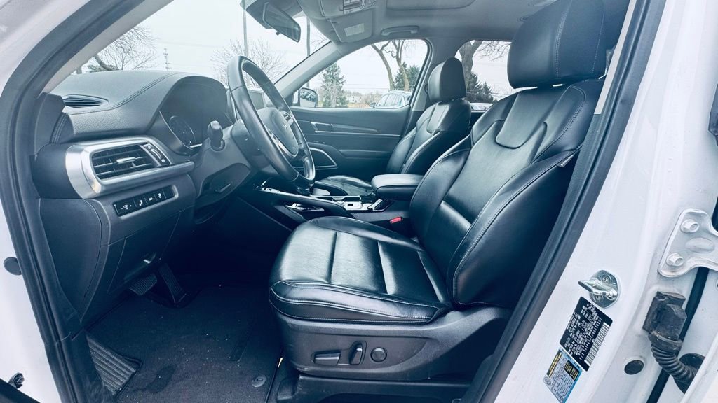 Used 2022 Kia Telluride S image 8