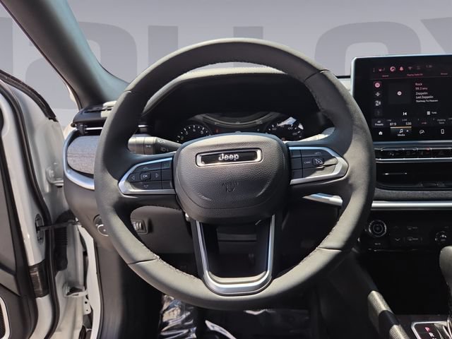 Used 2024 Jeep Compass Latitude AWD/4WD image 13