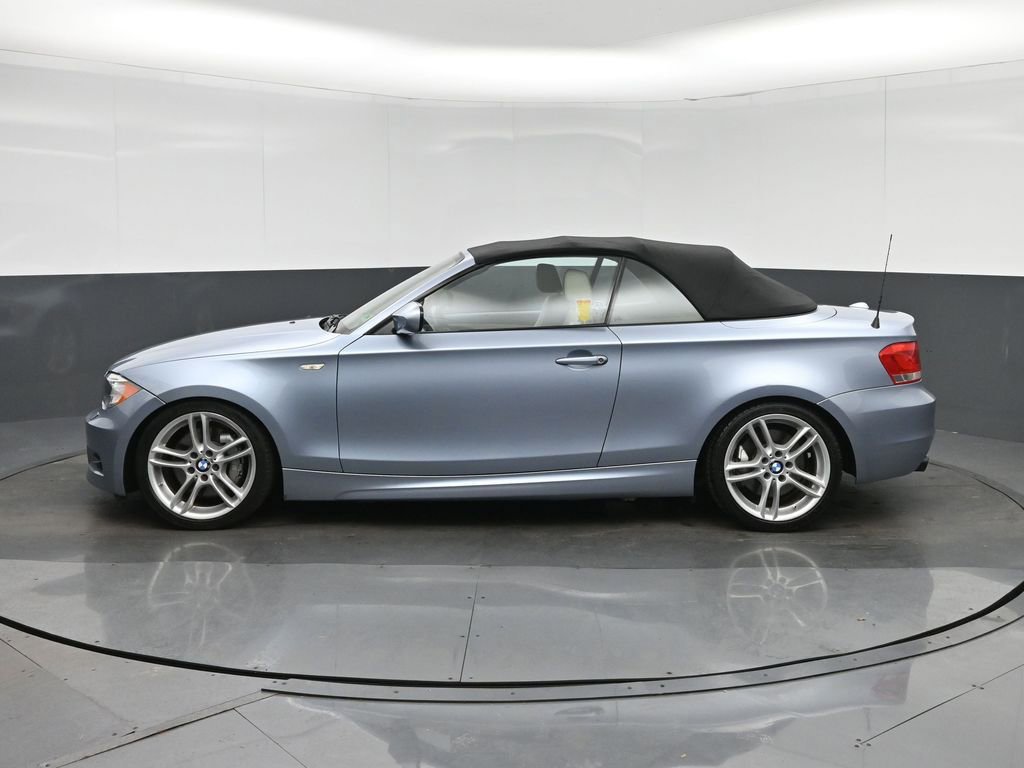 Used 2012 BMW 135i Convertible image 4