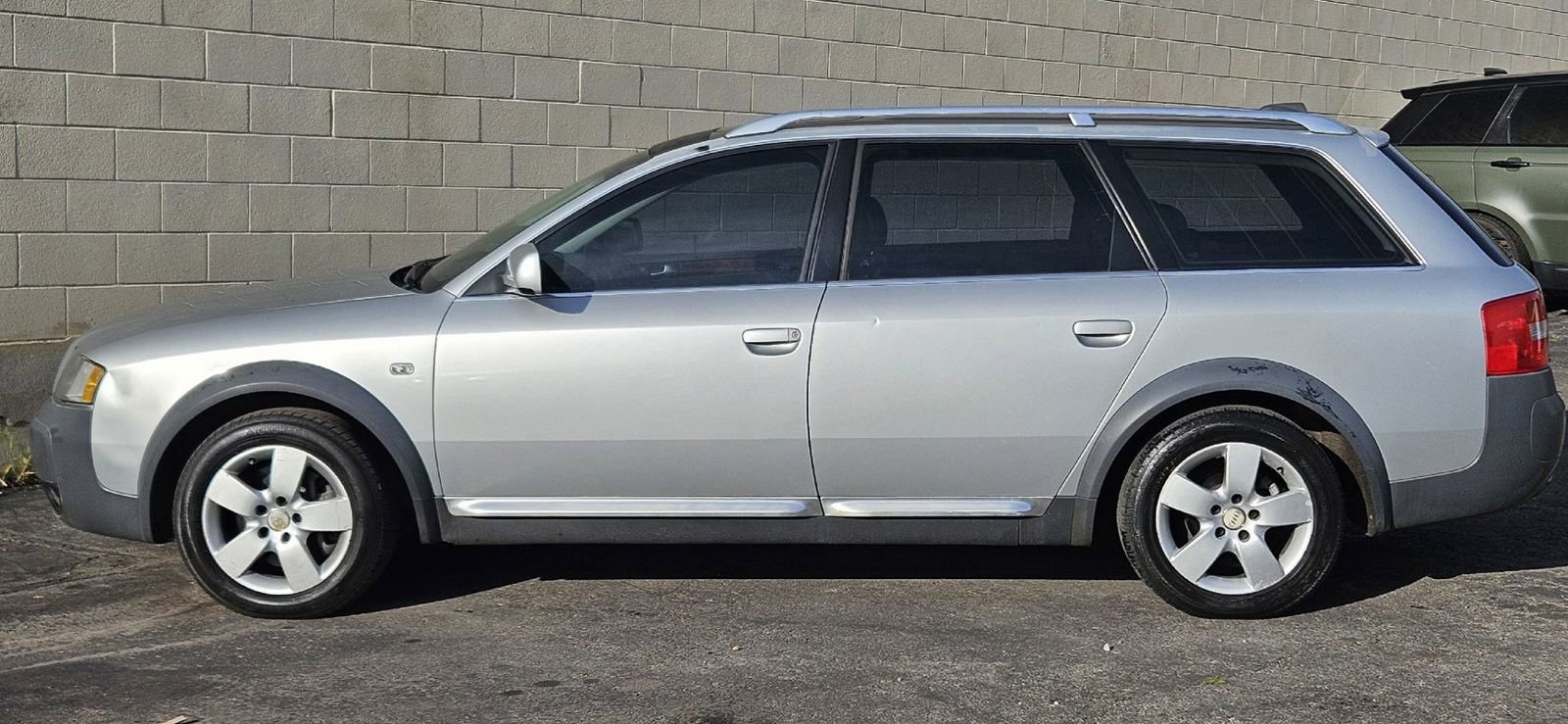 Used 2004 Audi allroad 2.7T image 2