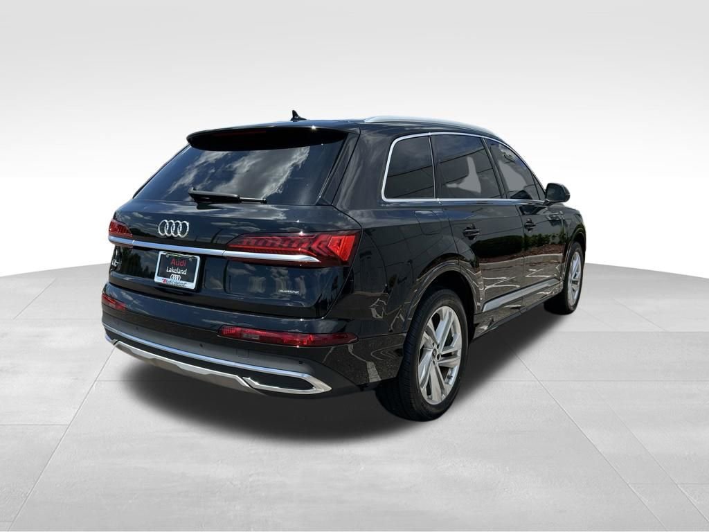 Used 2023 Audi Q7 3.0T Prestige AWD/4WD image 5