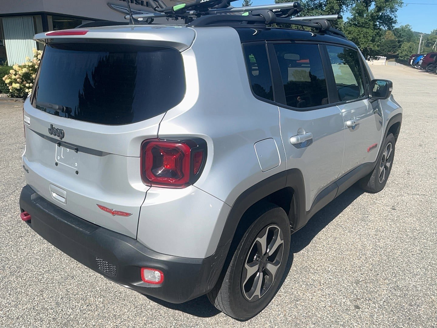 Used 2019 Jeep Renegade Trailhawk w/ LED Lighting Group AWD/4WD image 5