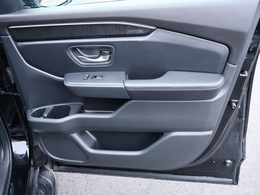 Certified 2023 Honda Pilot Black Edition image 11