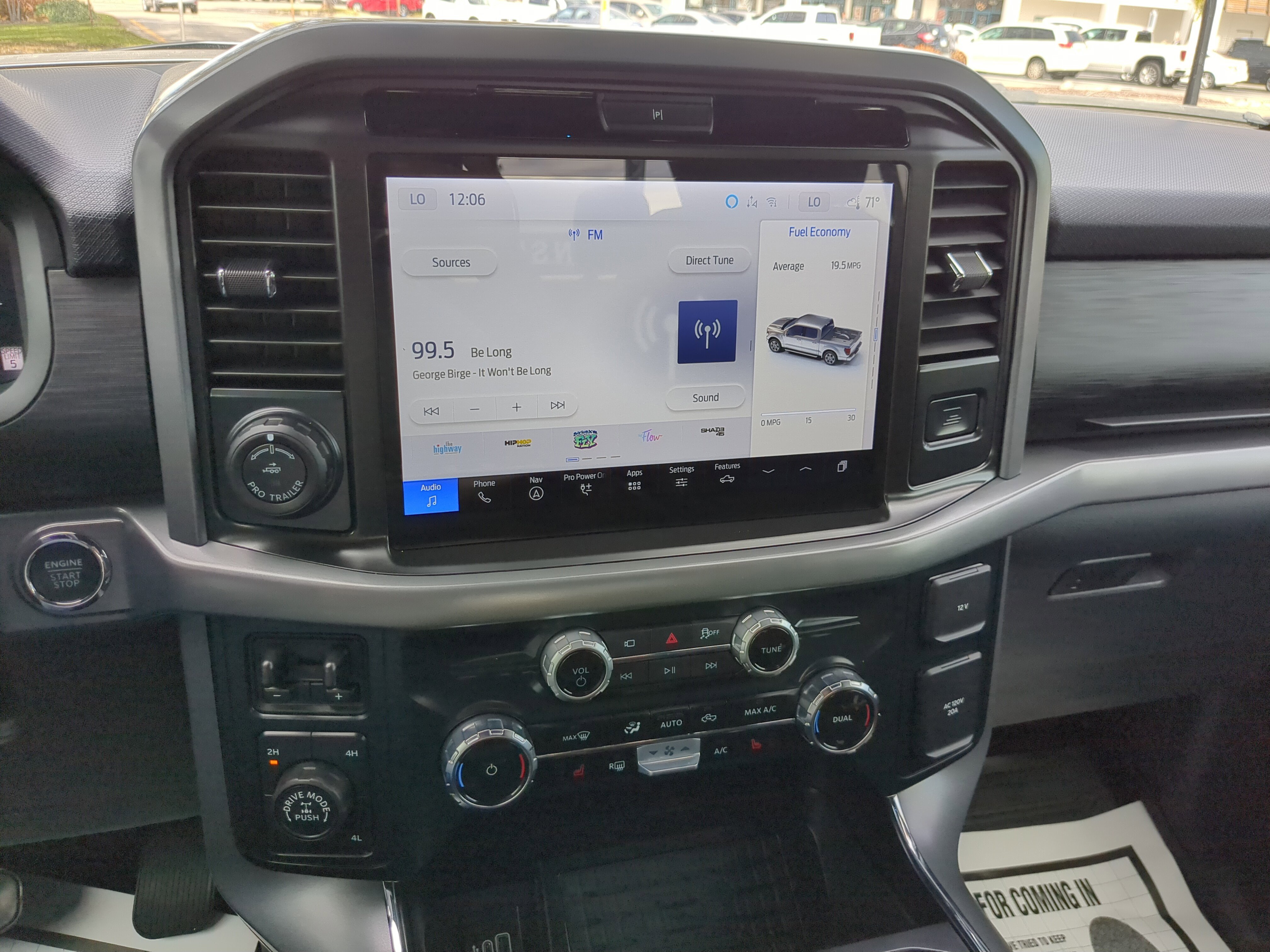 Used 2025 Ford F150 XLT w/ Equipment Group 302A MID image 21