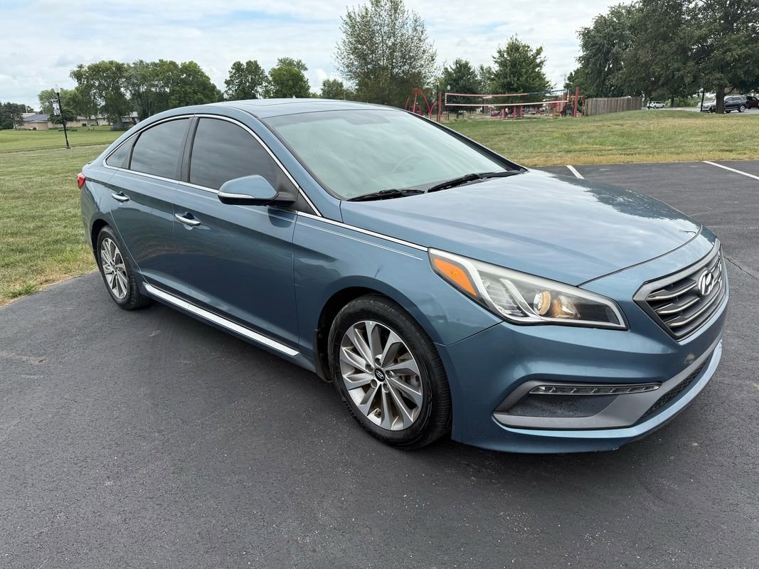 Used 2017 Hyundai Sonata Sport w/ Value Edition Package 02 image 3
