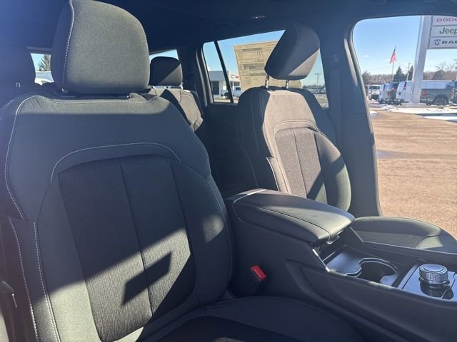 New 2026 Jeep Grand Cherokee L Laredo image 34