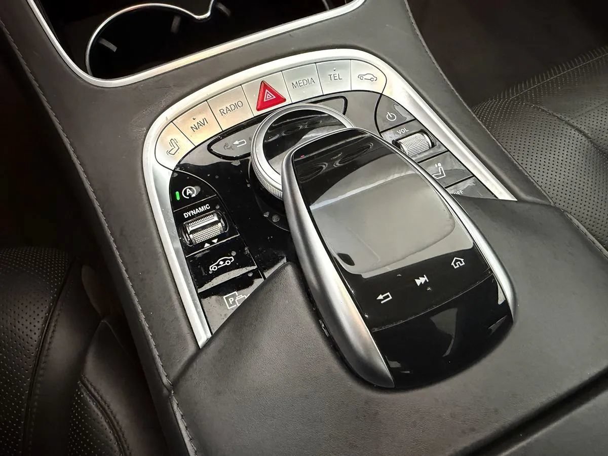Used 2018 Mercedes-Benz S 560 4MATIC Sedan image 37