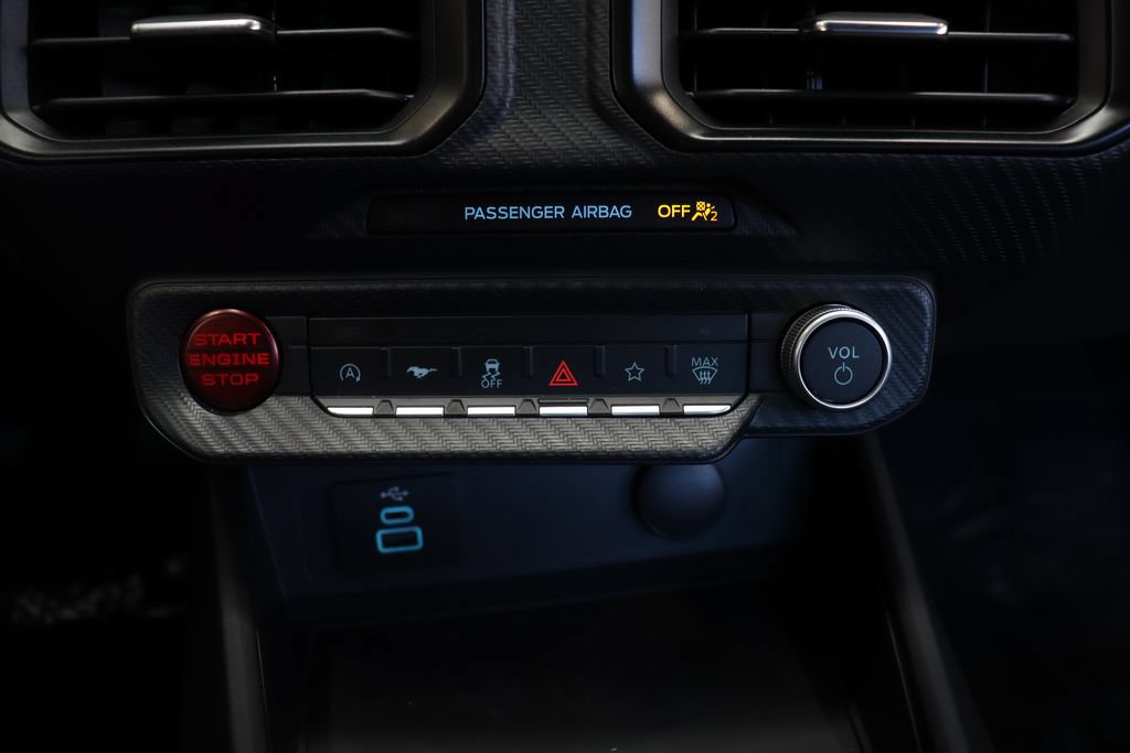 Used 2025 Ford Mustang GT RWD image 29