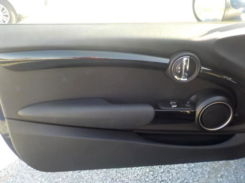 Used 2015 MINI Cooper S image 10